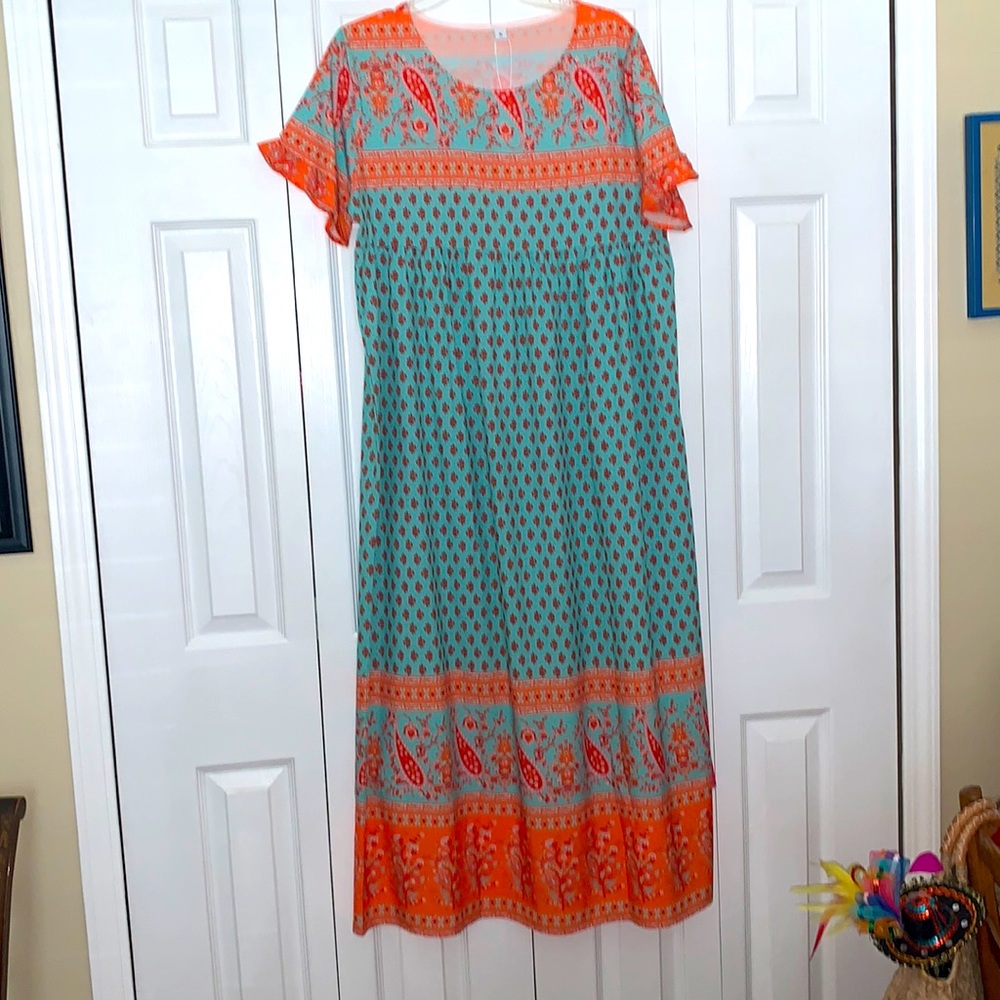 NEW XL Colorful MIDI dress